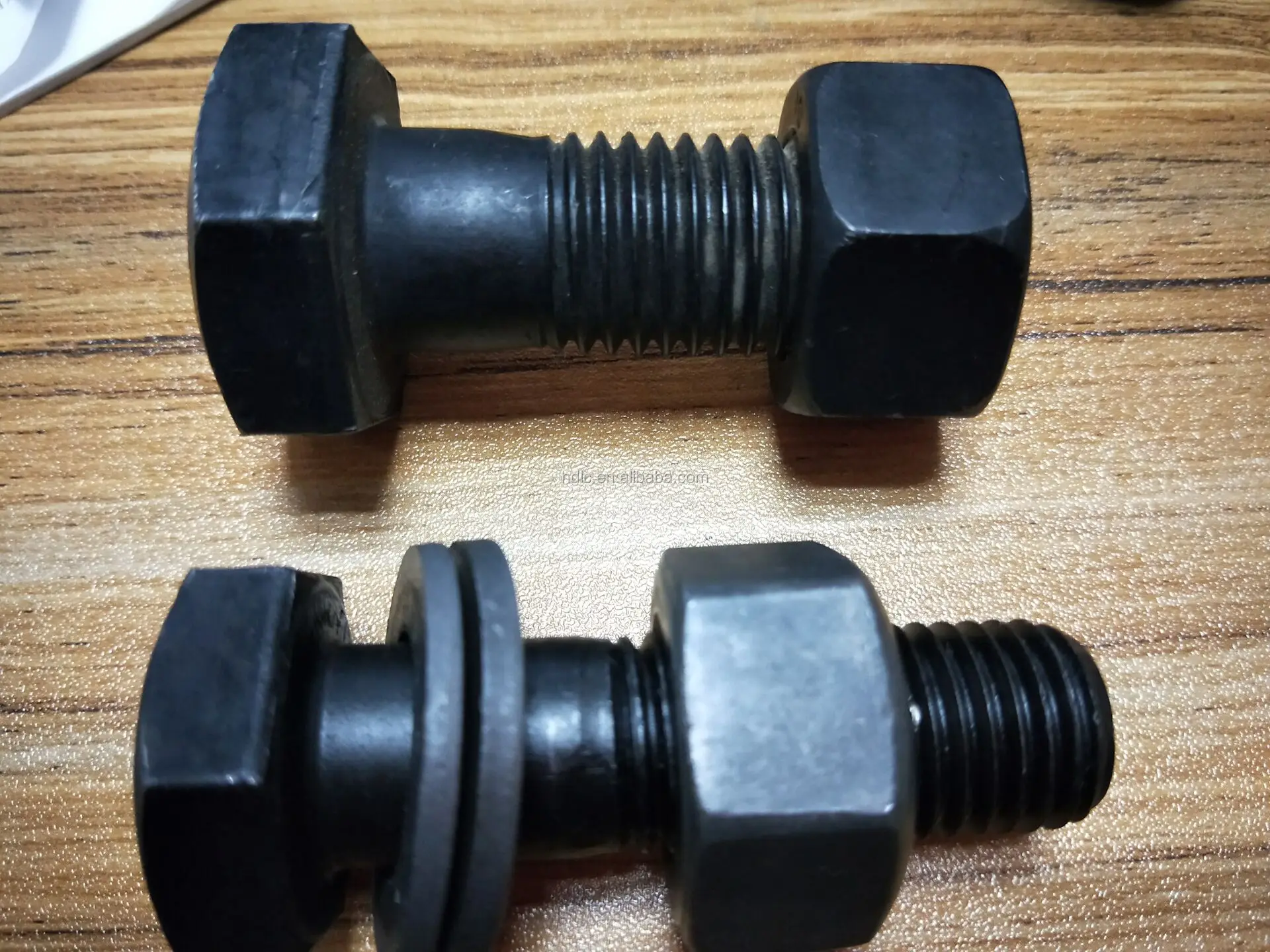HEXAGON HEAD BOLTS 1