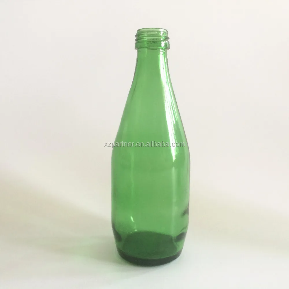 Вода в зеленой стеклянной бутылке. Бутылка «Eskimo», Green (300 ml). Корейский тоник в зеленой стеклянной бутылке. Каустик в бутылке. Cam Soda.