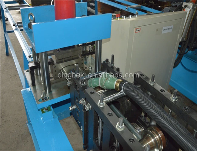 roller shutter door machine.jpg