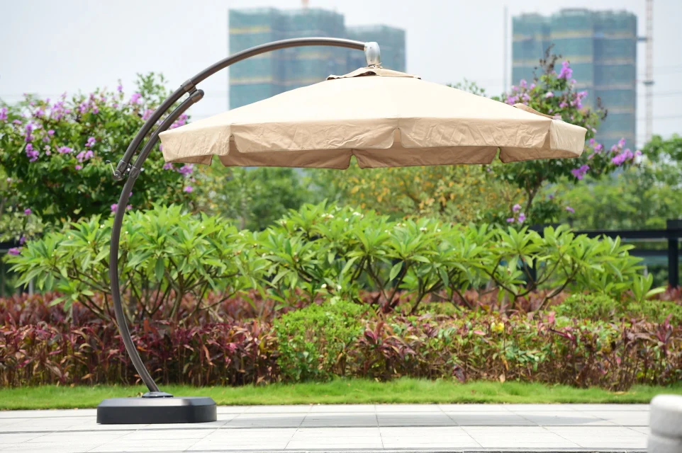 4x4 round hanging umbrella.jpg