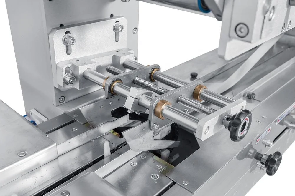 250x 枕头半自动 nori 和寿司包装机