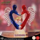Hand in hand heart to heart crystal wedding gift and souvenirs