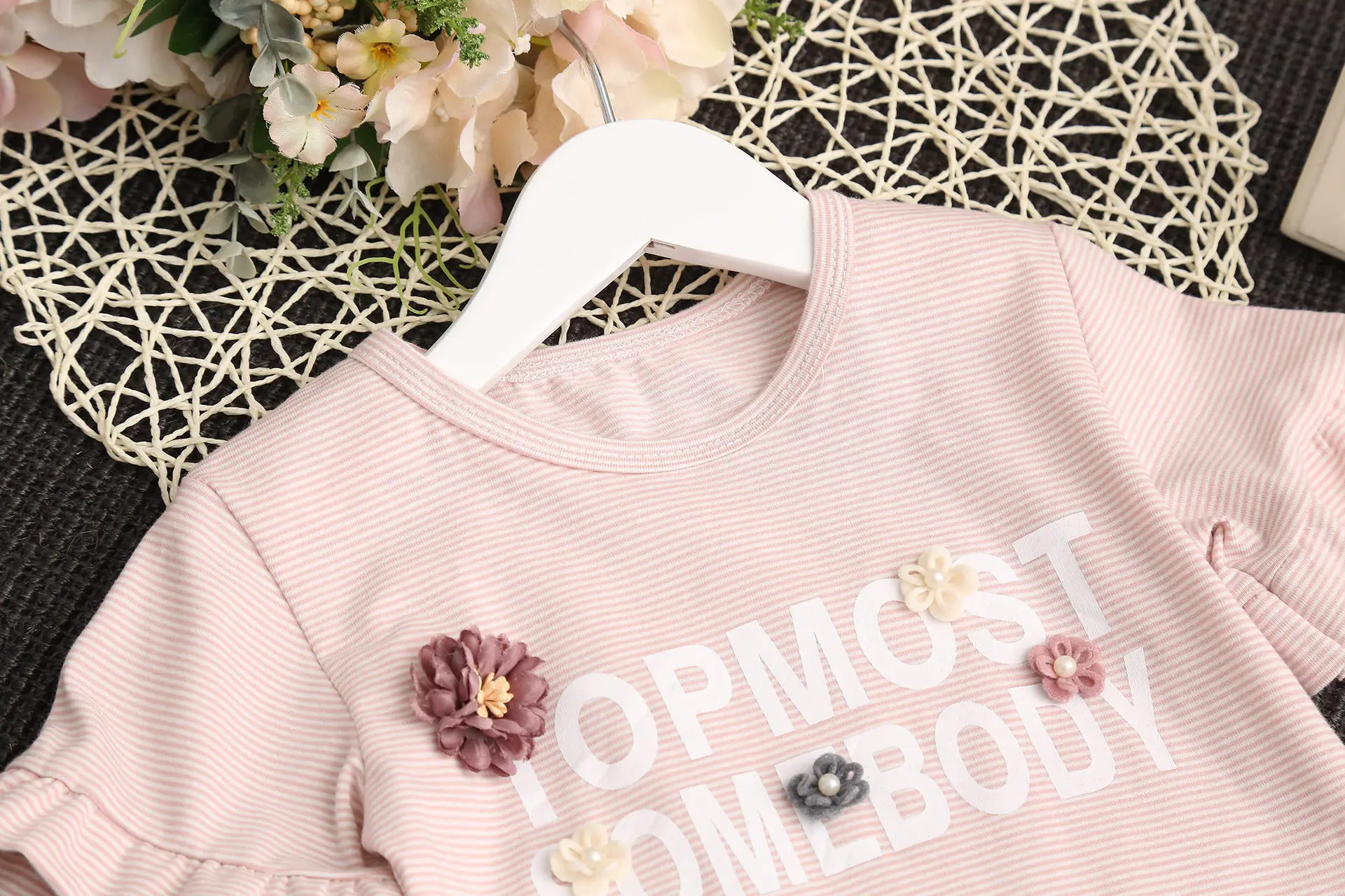 girl dresses (1).jpg