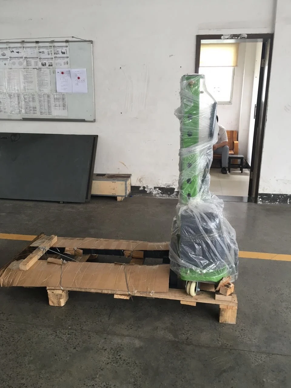 Reddot Electric Portable Self Loading Pallet Lift Hand