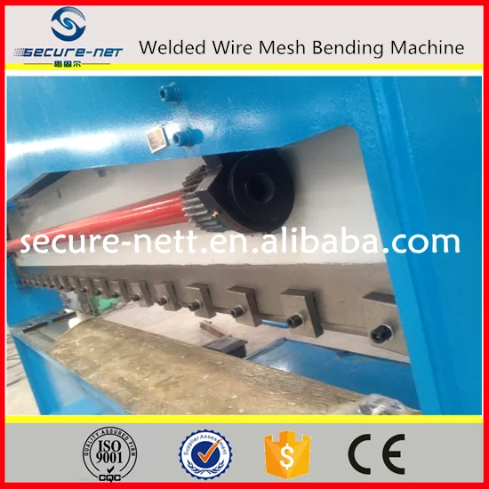 Welded mesh fence bending machine 