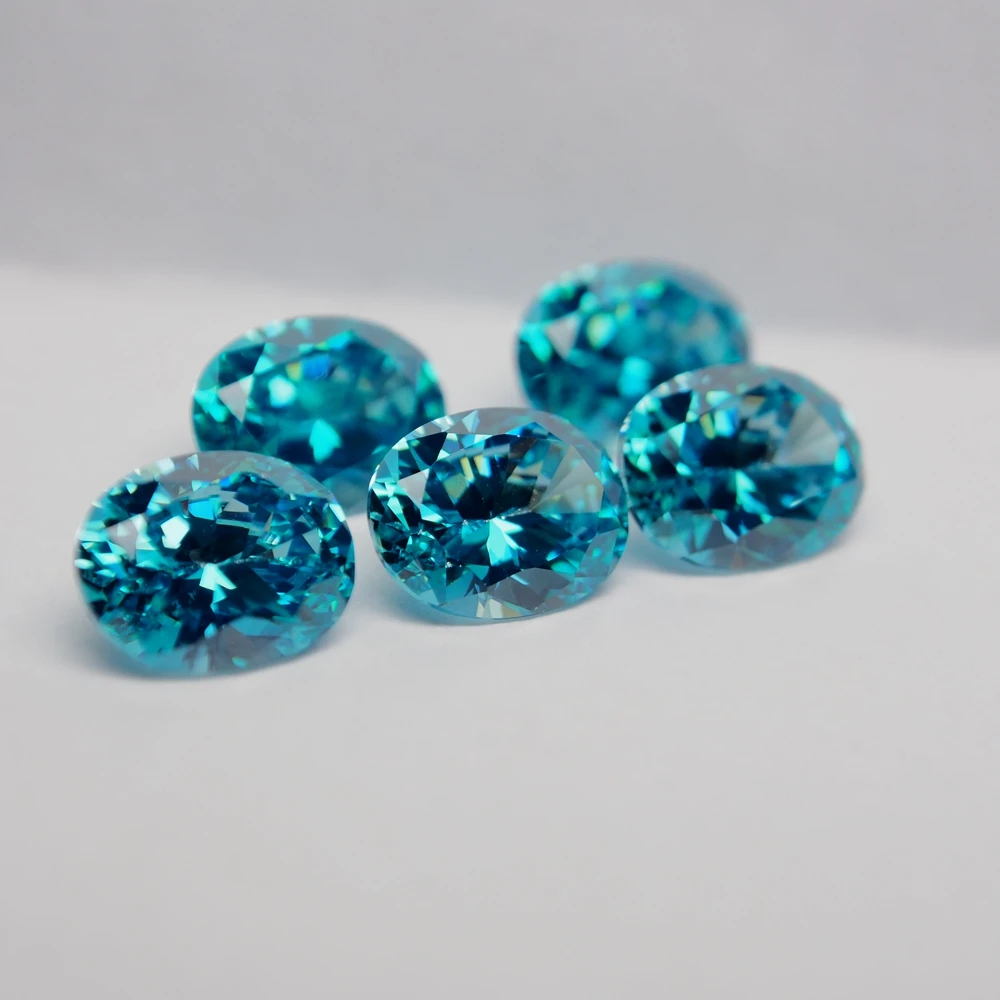 Наноситал турмалин параиба. Vivid Blue 1/2a Tourmaline.