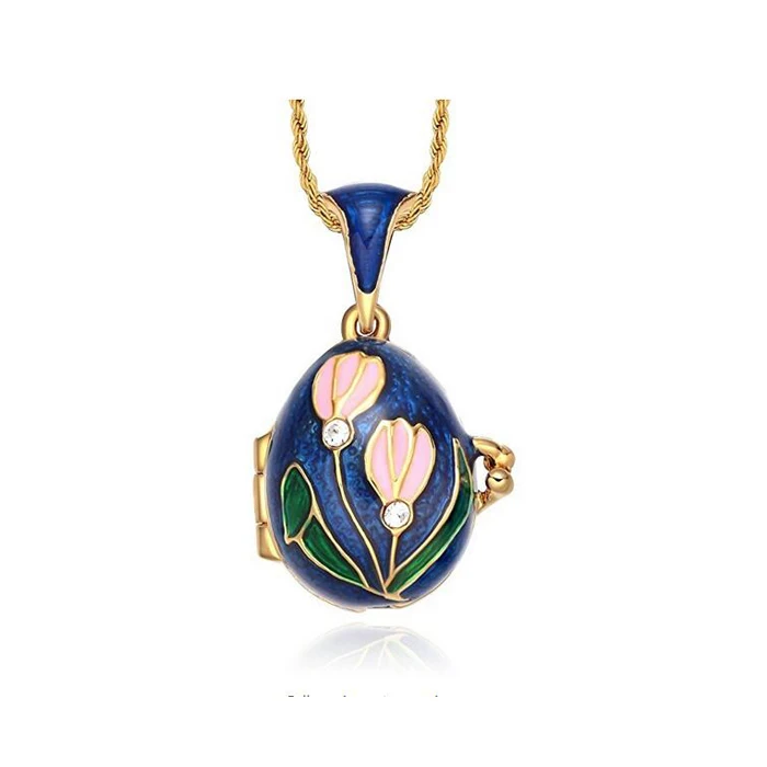 egg pendant-001.jpg