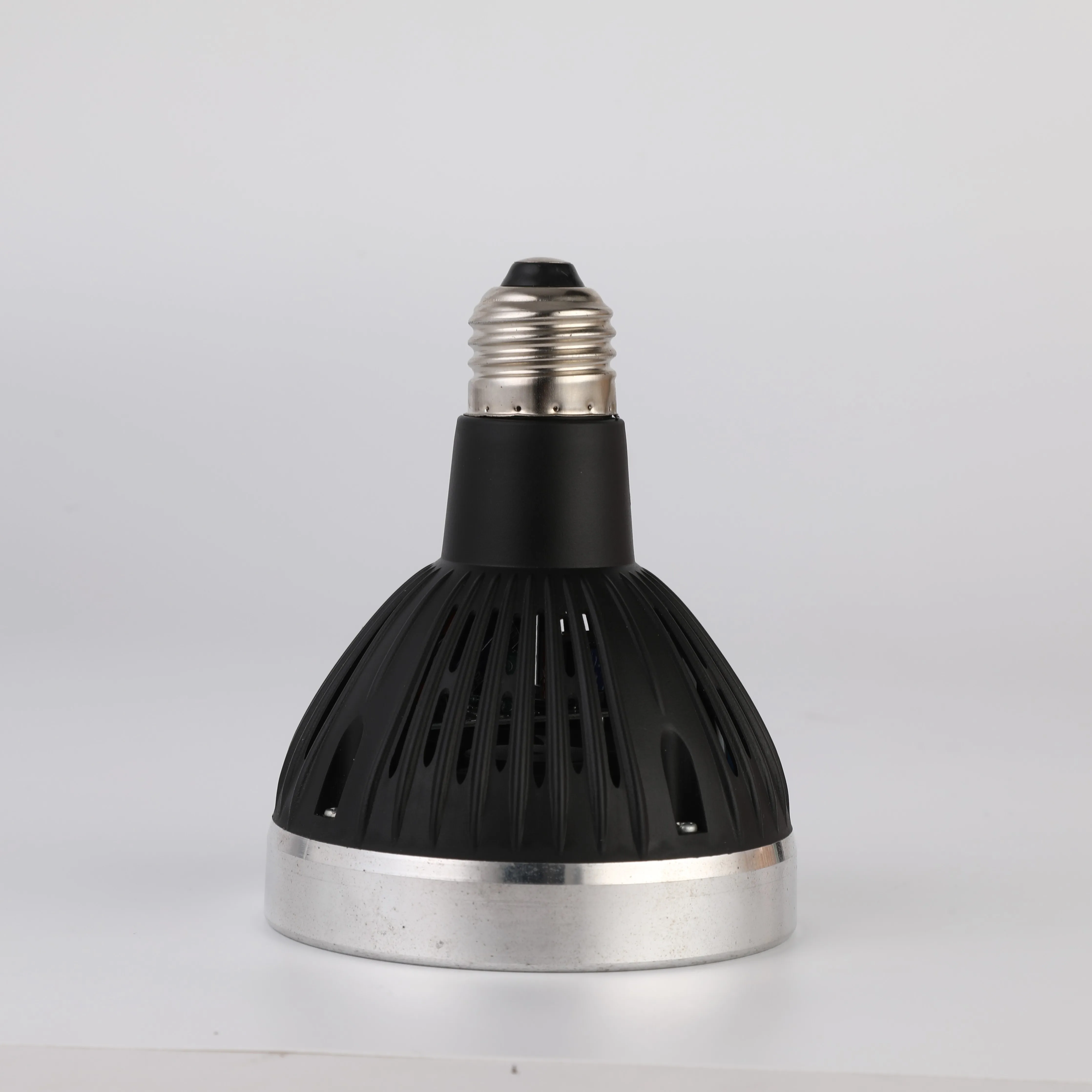 LED house lights waterproof IP65 E27 15W, 35W, 40W, 45W, 50W, 15W PAR30/PAR38 LED Spot Light Bulb