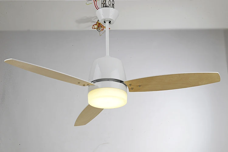 Cost price top quality wood blade ceiling fan with light