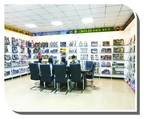 SHOWROOM.jpg