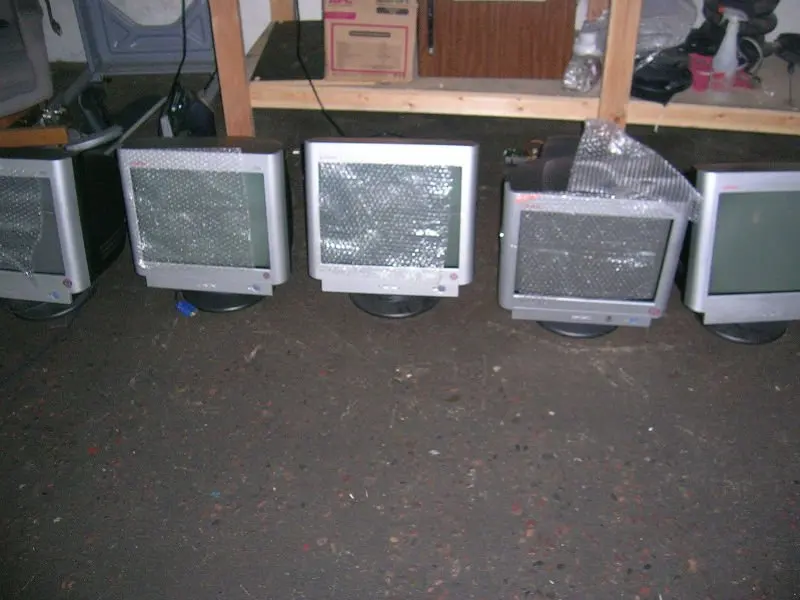 Black 17inch CRT monitors