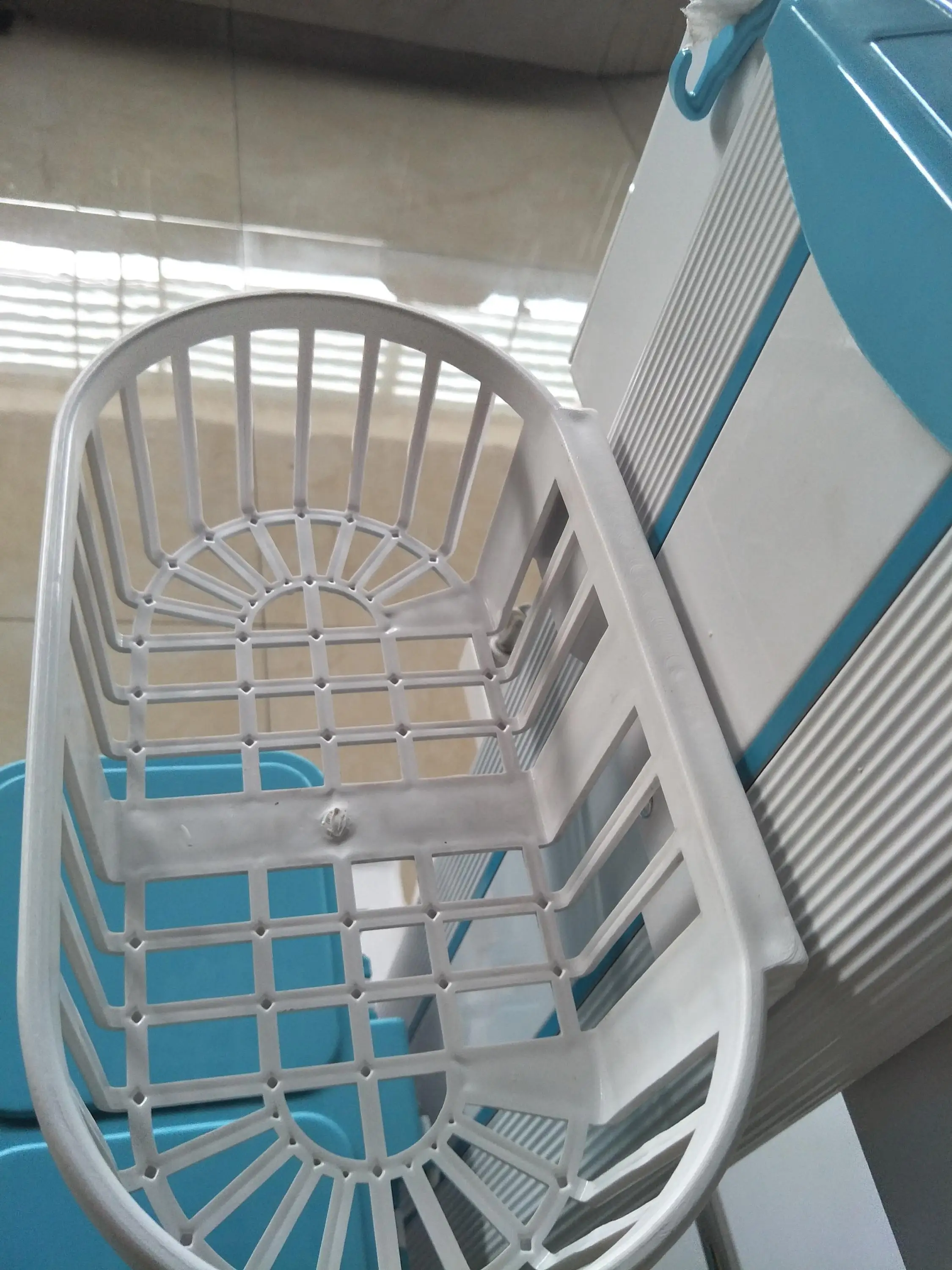 Hospital ABS plastic treatment trolley for emergency use with trash can