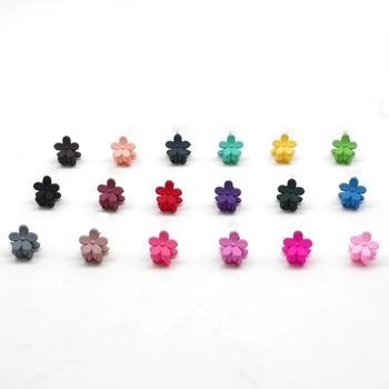 small plastic hair clips