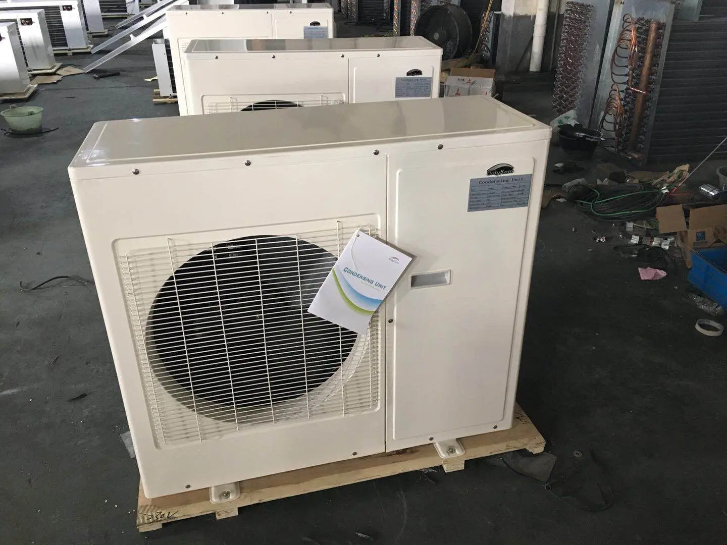 Walk in cooler condensing unit. Cooler s370. Walking Cooler. Walk in Cooler.