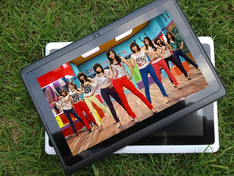 Cheapest China Tablet PC 7 Inch 8GB WIFI Android Quad Core Tablet