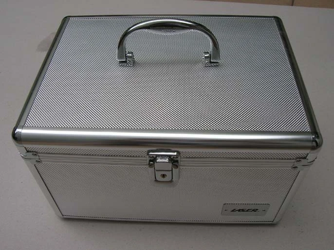 240 CD case 050.jpg
