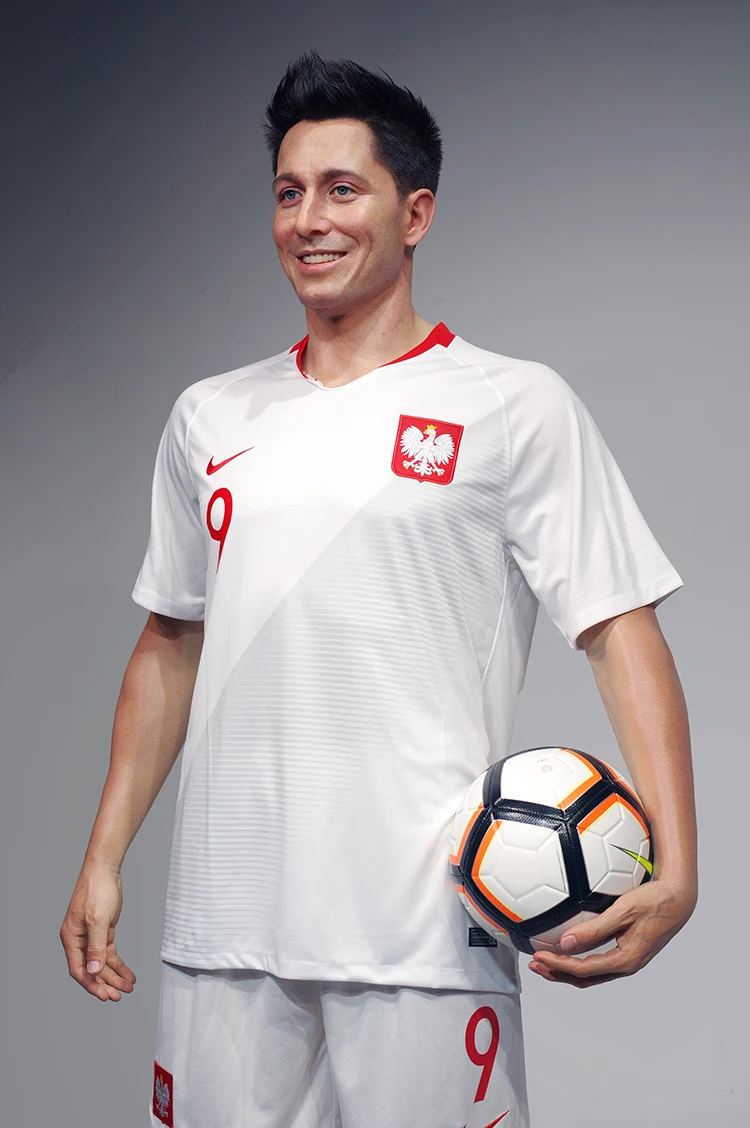 Handsome Football Player Human Size Sport Star Wax Mannequin Figure For Sale Buy Football Player Figure Lifelike Sculpture Figure For Sale Handsome Boy Figure Product On Alibaba Com