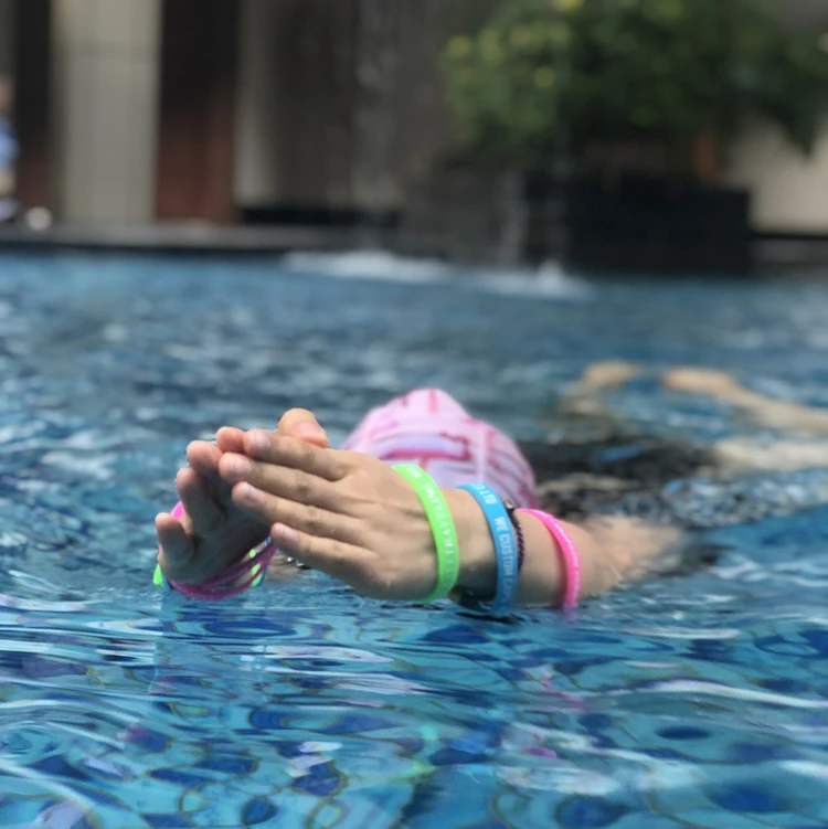 silicone wristbands 8