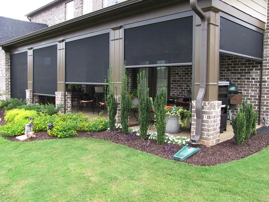 outdoor shade blind