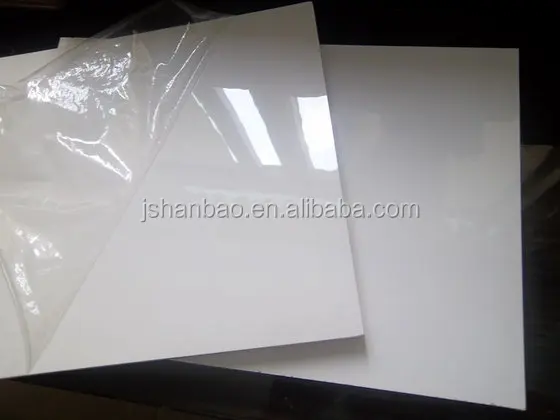 High-Glossy-White-UV-Polymer-Acrylic-MDF-Sheet-for-Kitchen