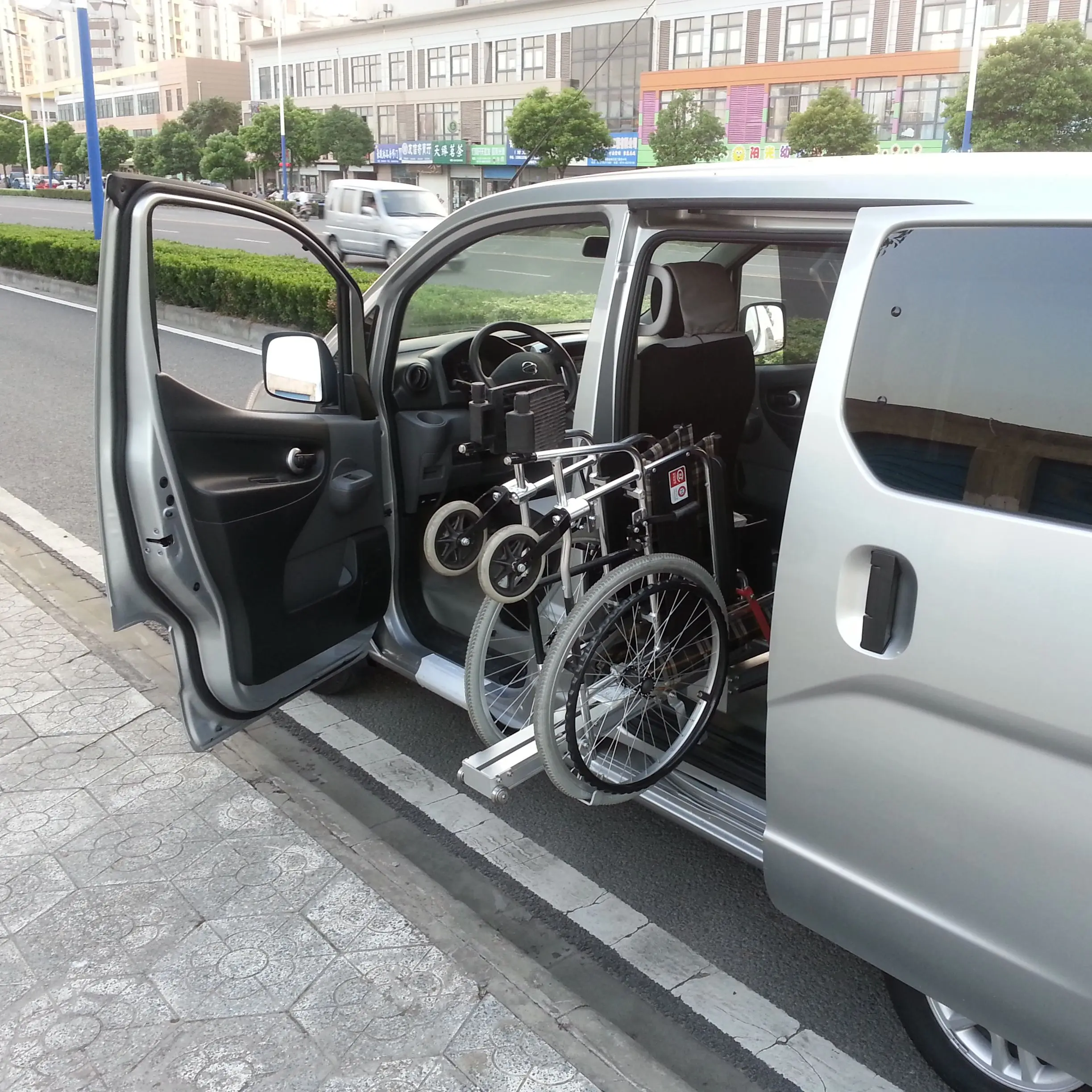 Wheelchair Topper On Car Roof For Foldable Wheelchairs Which Used For