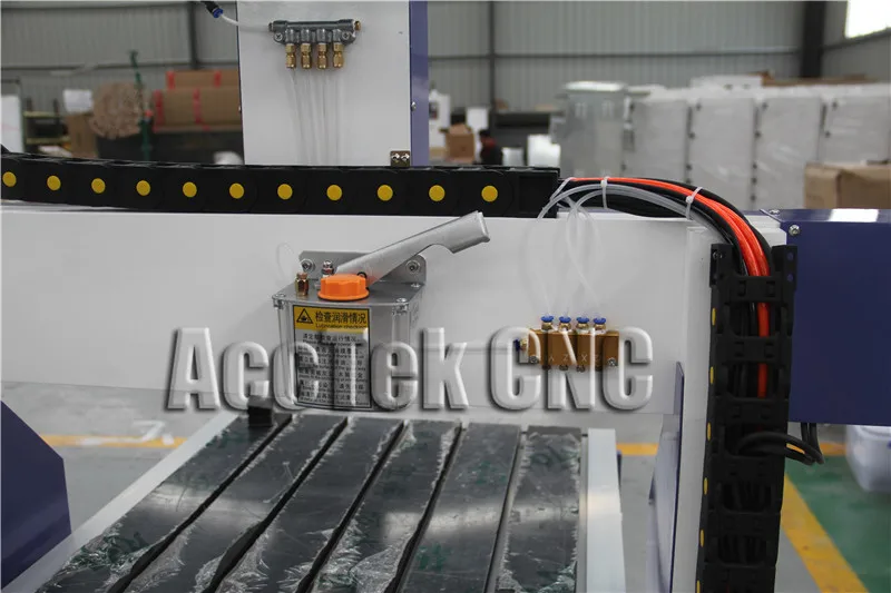 Wood Metal Milling Mould Making CNC Machine ATC CNC Router 6090 3 Axis For Sale With Auto Tool Changer