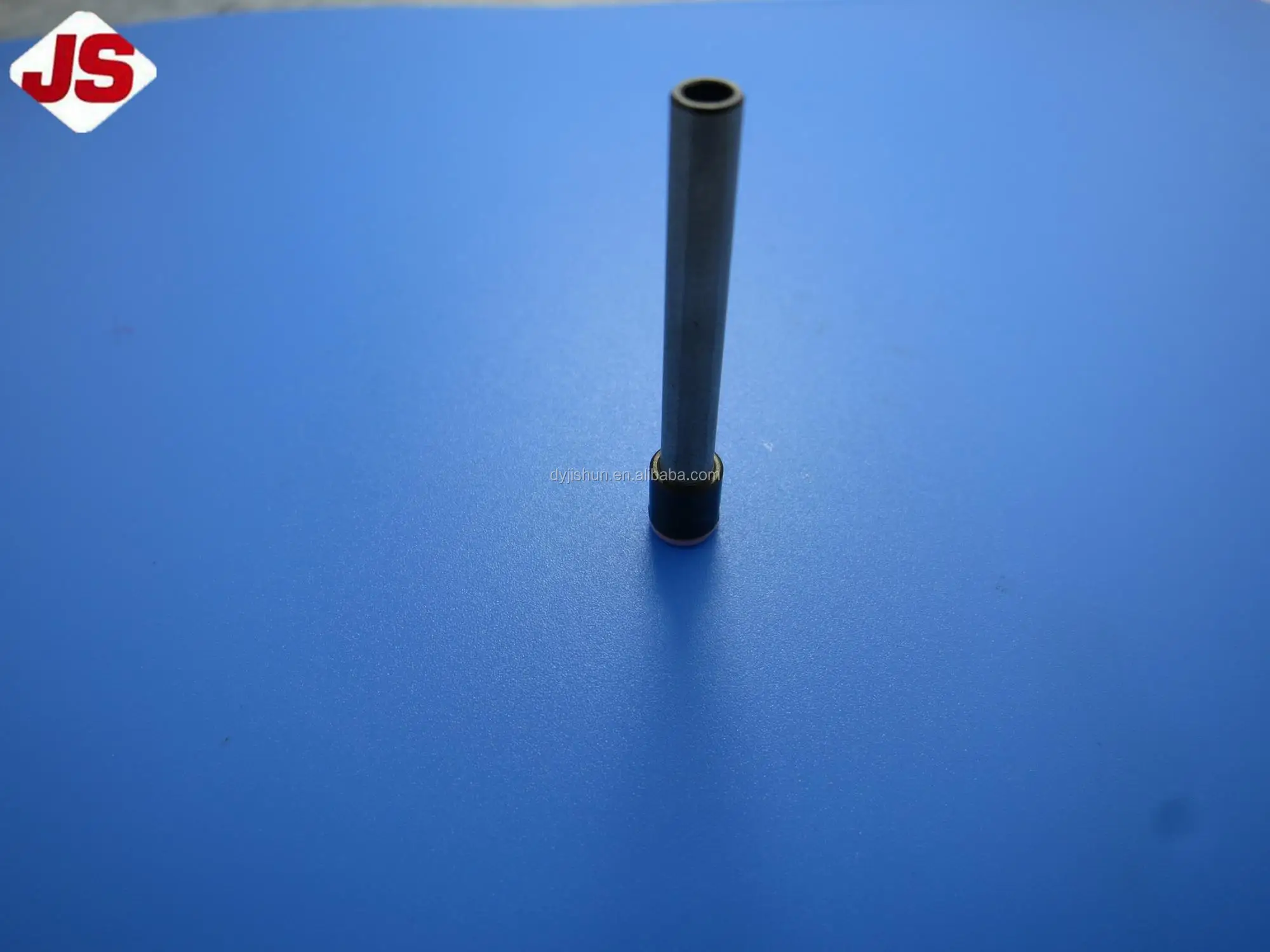 TITAN DK2500 2502K HIGH ACCURACY INDUSTRIAL CARPET OVEREDGING SEWING PARTS SEWING ACCESSORIES GARMENT 25802 THREAD GUIDE