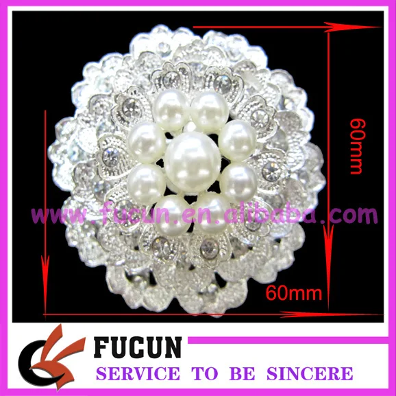 rhinestone brooch 81.jpg