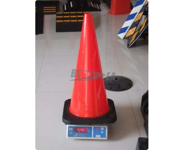 Black-Base-PVC-Traffic-Cone-2.jpg