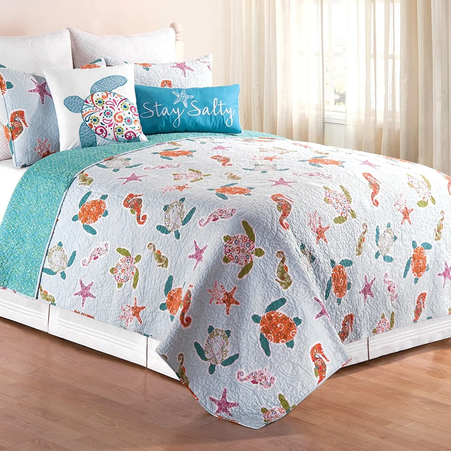 2 Piece Kids Multi Decorative Sea Animals Theme Quilt Twin Set, Elegant Coastal Pattern, Whimsical Motif Floral Designs Turtles, Starfish, Seahorses Print, Reversible Bedding, Abstract Colors, Cotton