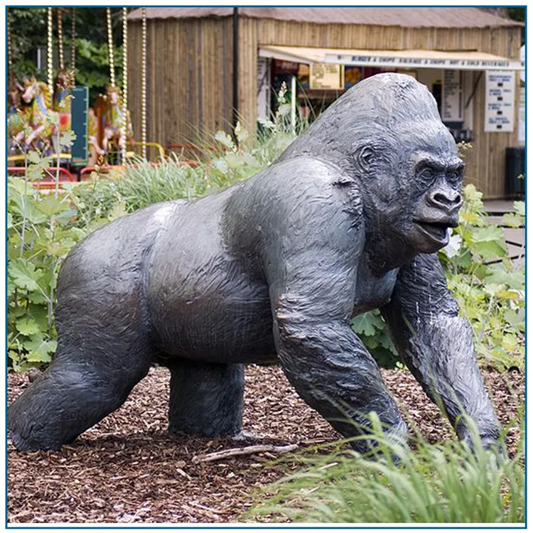 Resin Life Size Fiberglass Gorilla Sculpture For Outdoor Decoration