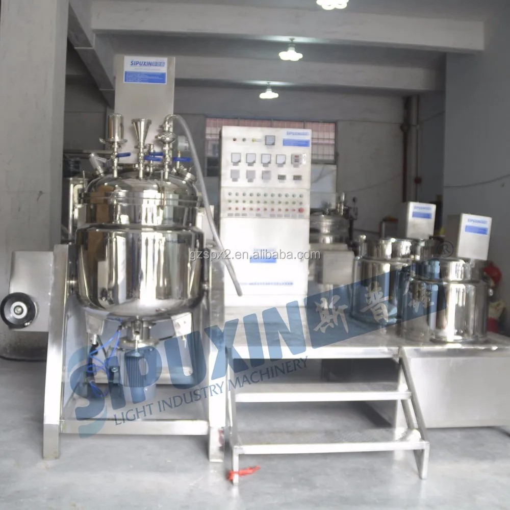 Vacuum mixer emulsifier tank (16)
