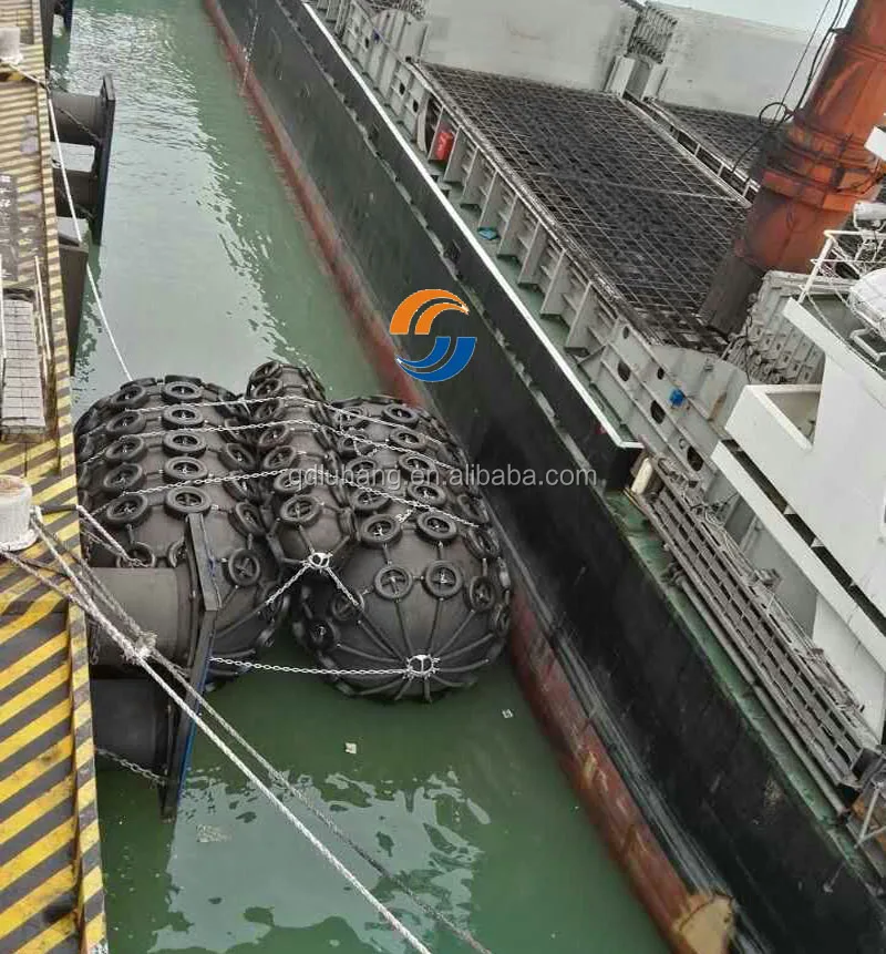 Pneumatic Rubber Fender Top Supplier 3.3 X 6.5m 50kPa Ship Berthing Yokohama Fender