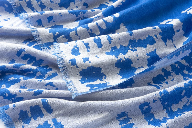 Jacquard Wool Scarf93+