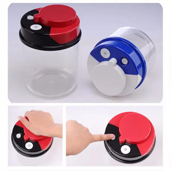 plastic food storage container