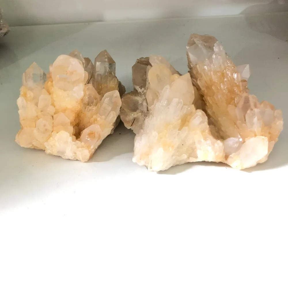 石英石原石晶体图片