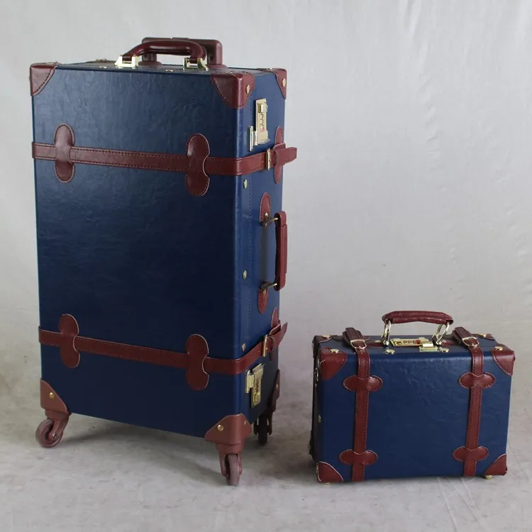 old style luggage