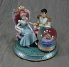 high quality polyresin wedding gift water ball snow globe