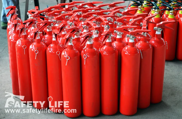 co2 fire extinguisher
