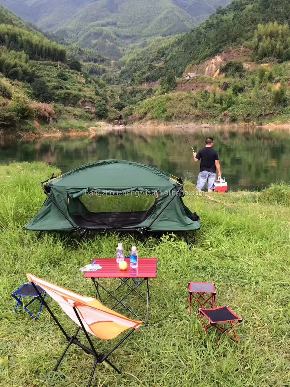 Hot Sale Automatic Smart Tent Off Ground Tent Above Ground Waterproof 