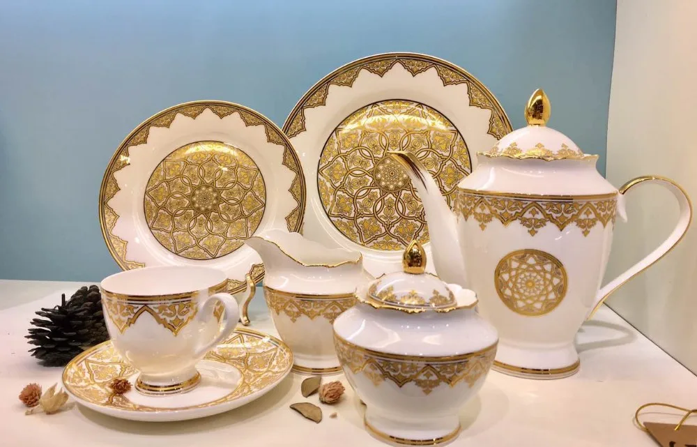 New Wholesale Restaurant Home Used Mideast 70pcs Luxury Gold Fine Bone