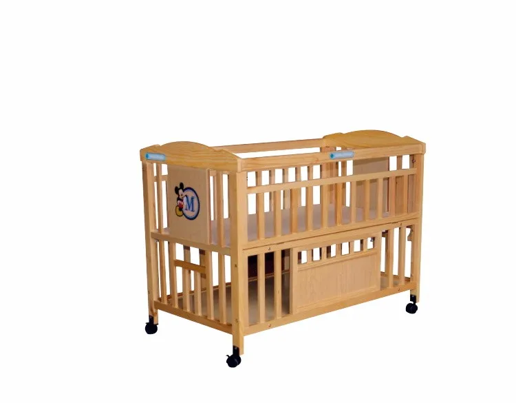 Foshan Manufacture Carriage Wooden Baby Crib With Braking Wheels