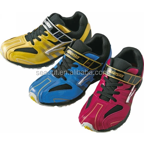 latest branded sports shoes