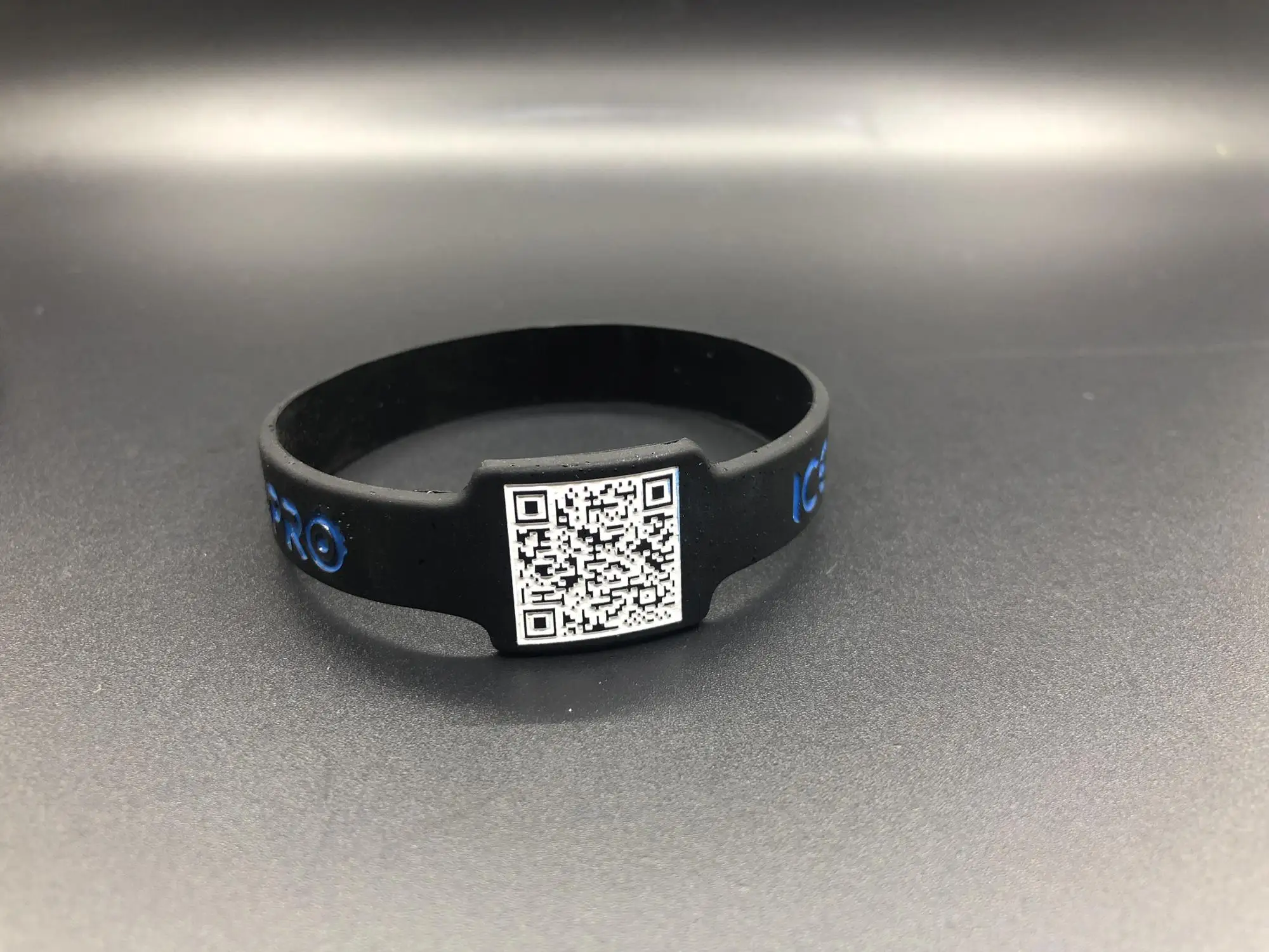Direct Thermal Wristbands: Print Your Own Barcode Bracelets for Events