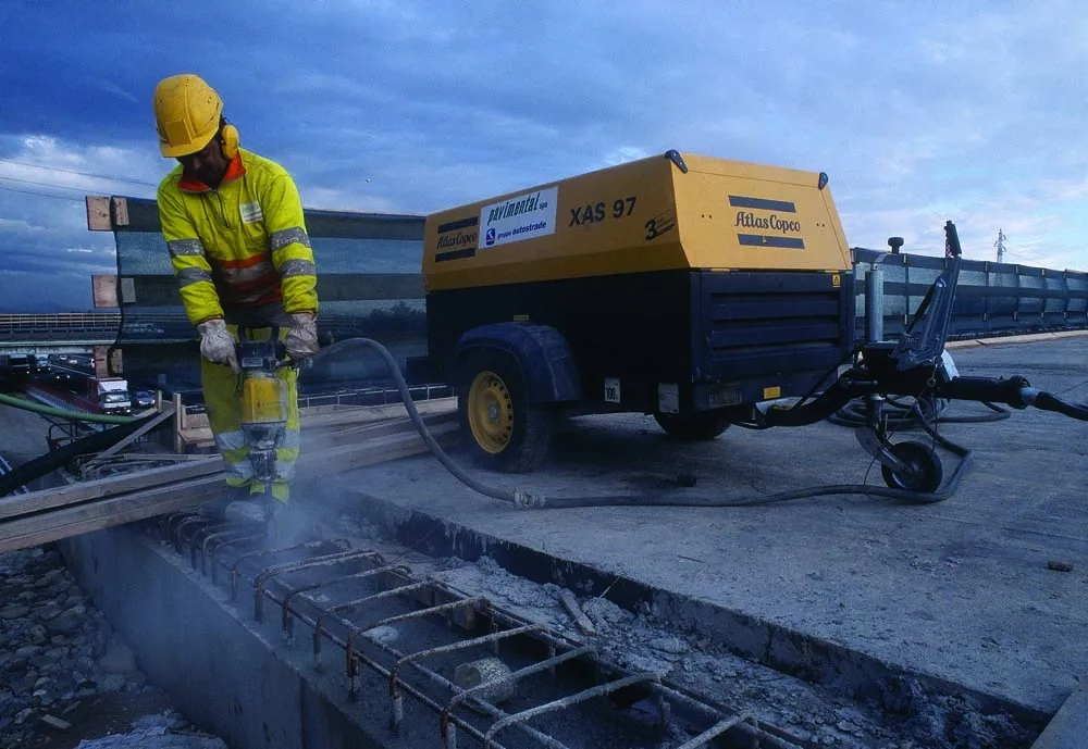 Atlas copco. Атлас Копко XAS 38. Компрессор атлас Копко AIRPOWER. Атлас Копко 97. Атлас Копко v 1200.