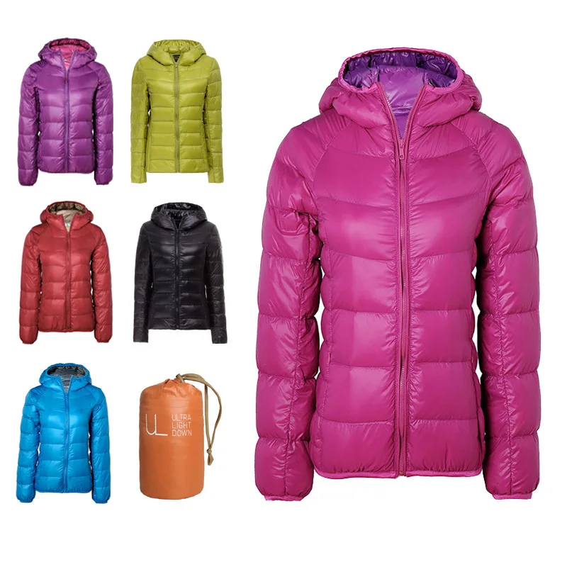 Ультралегкий пуховик детский. Пуховая куртка в мешочке. Пуховая куртка в мешочке. Куртка в мешочке. Пуховик розовый ультратонкий юникло.