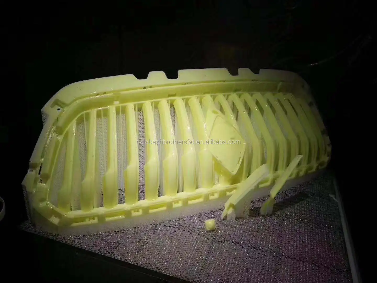 China Customized SLA 3D Printing Car Light Lens Suppliers