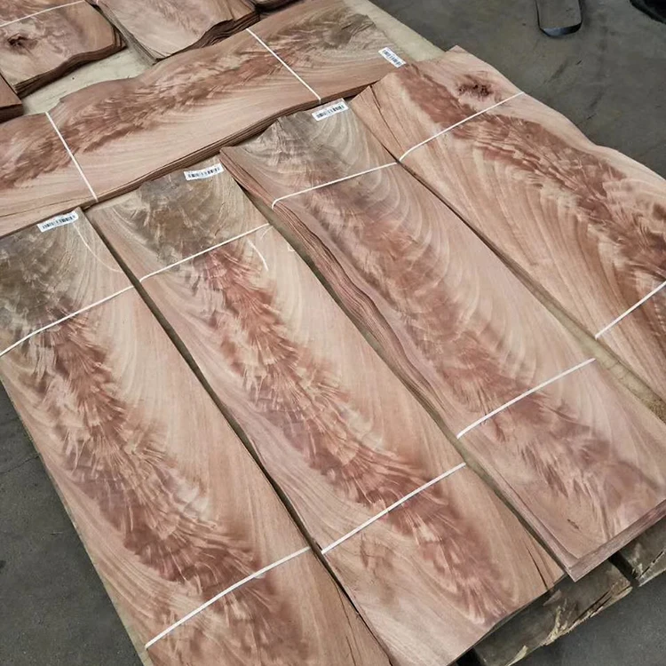 Mahogany Crotch 1.JPG