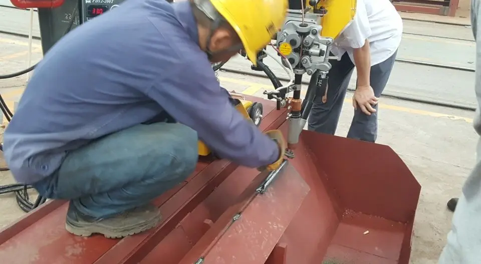 Hmz1000 Automatic Submerged Arc Welding Tractor With Wire Feeder Buy