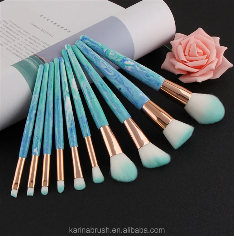 makeup brush 02.png